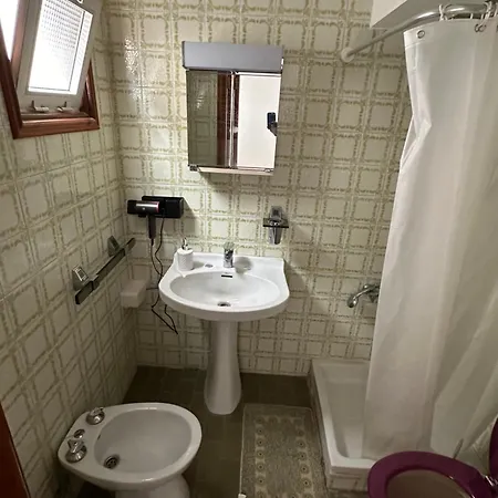 Casa Rozita Self Check In 24h Vendégház *